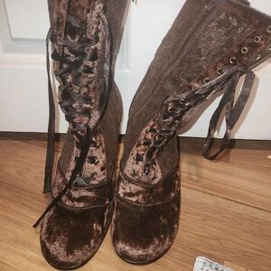 Brown Lace-Up Women's Boots